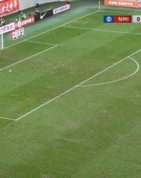 真不怪人联想...记者：U22表现跟训练里接近，快20分钟了还不进球