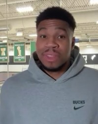 字母哥：梅罗就像乔詹都是GOAT 但我更倾向C罗因为我也不是天赋怪