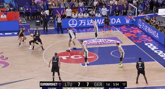 1662639750262053596.gif 1.gif