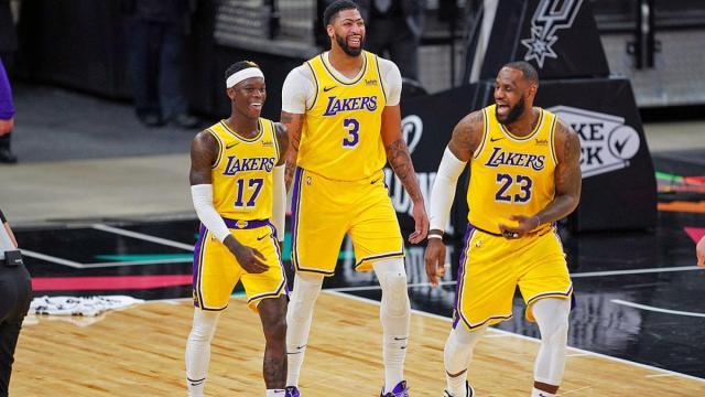 dennis-schroder-anthony-davis-lebron-james-lakers.jpg